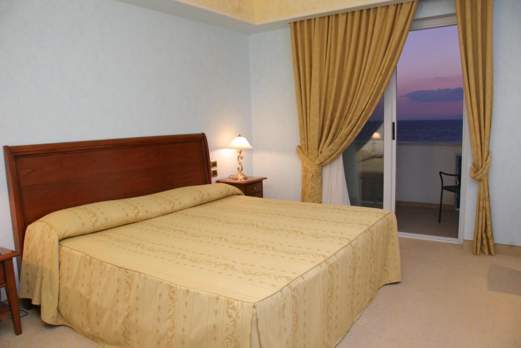 Gardenia Hotel Lazzaro Pokoj fotografie